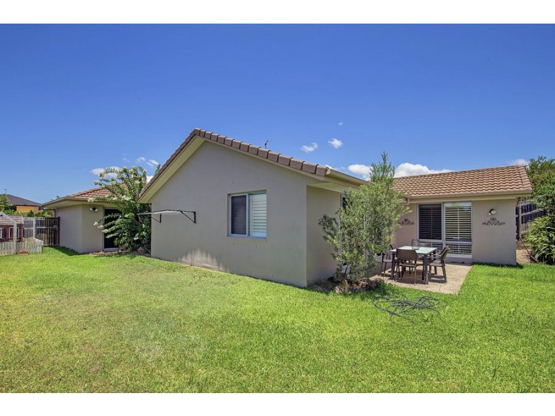 18 Antonson Crescent, Mudgeeraba QLD 4213