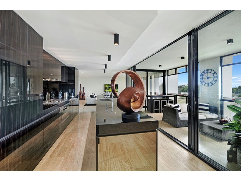 502 E/1 Marina Drive, Benowa QLD 4217