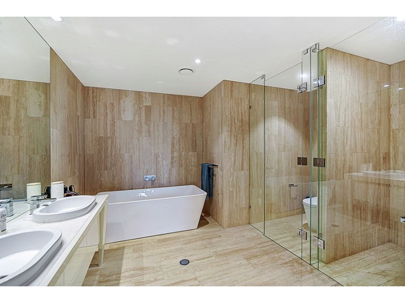 502 E/1 Marina Drive, Benowa QLD 4217