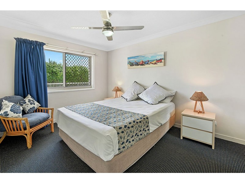 6 Seventeenth Avenue, Palm Beach QLD 4221