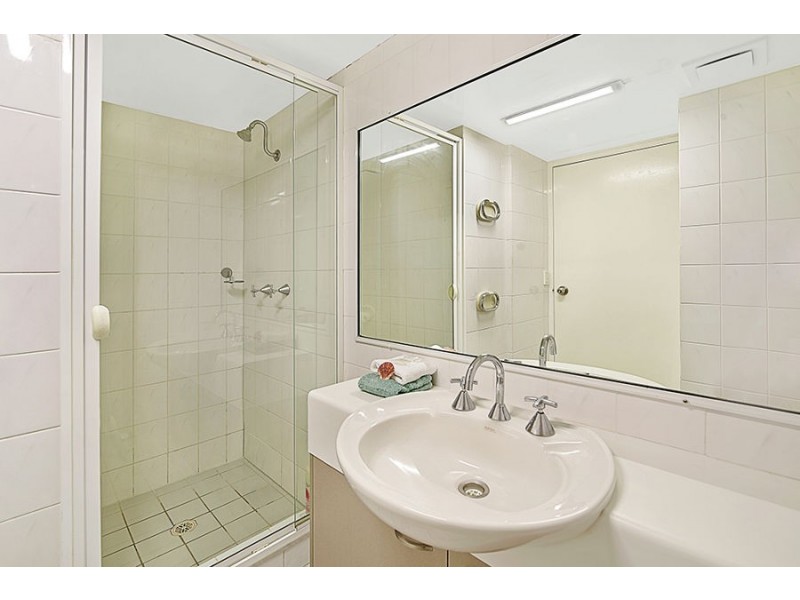 6 Seventeenth Avenue, Palm Beach QLD 4221