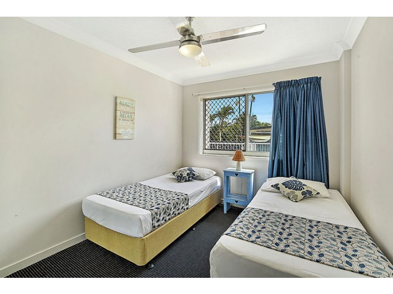 6 Seventeenth Avenue, Palm Beach QLD 4221
