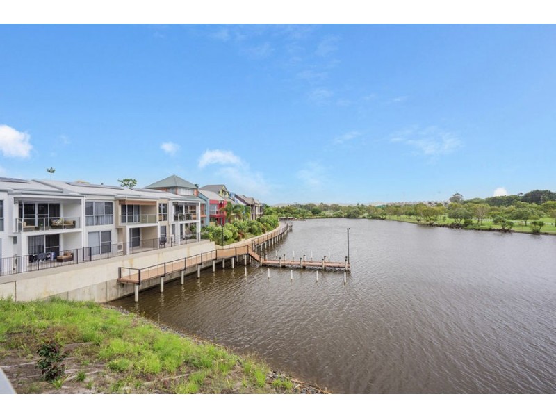73/3028 The Boulevard, Carrara QLD 4211