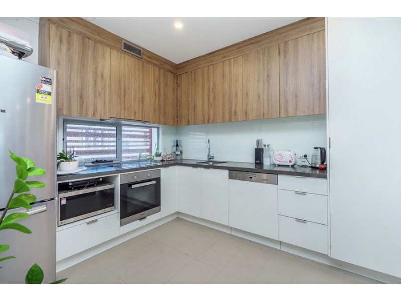 73/3028 The Boulevard, Carrara QLD 4211