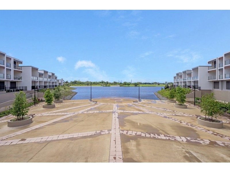 73/3028 The Boulevard, Carrara QLD 4211