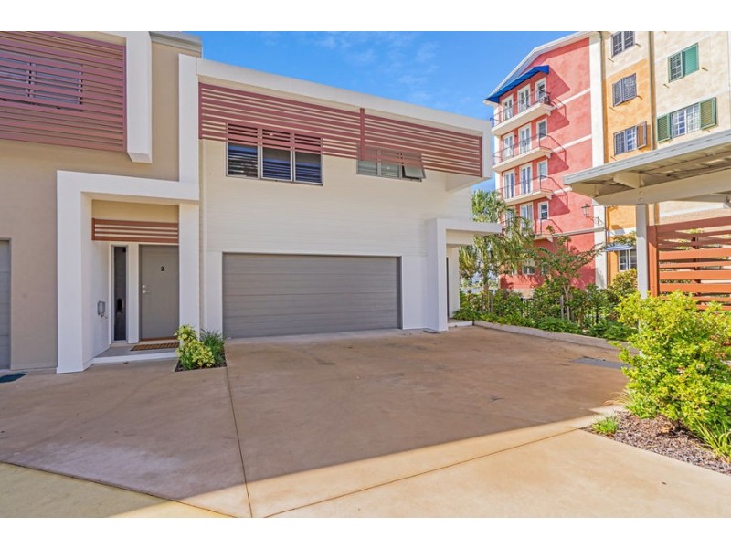 1/3028 The Boulevard, Carrara QLD 4211