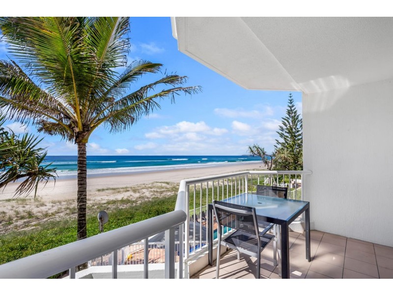 16/2 Seventeenth Avenue, Palm Beach QLD 4221
