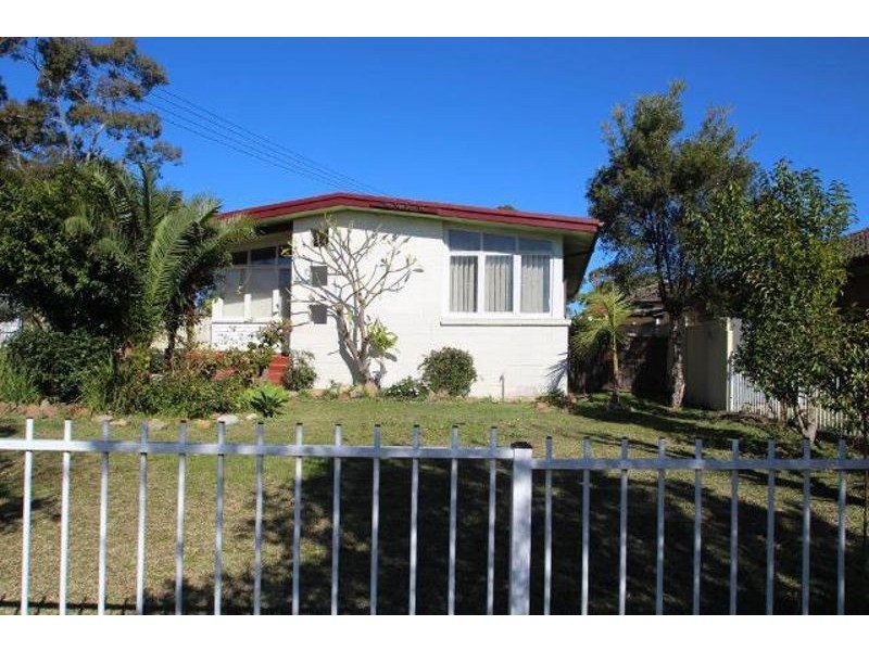 24 Karoola St, Busby NSW 2168