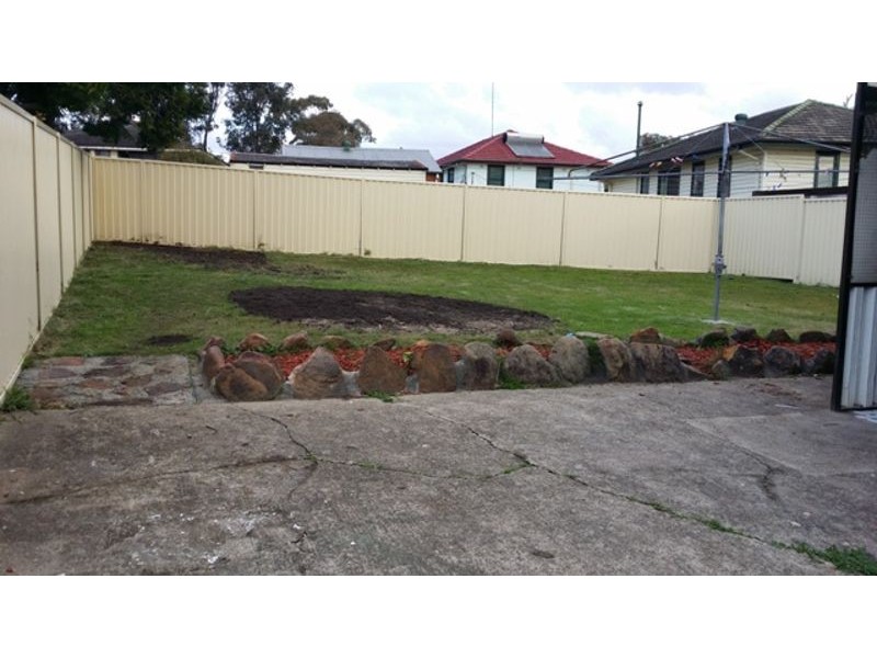 24 Karoola St, Busby NSW 2168