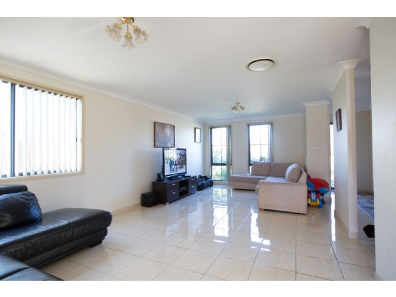 50 Taubman Dr, Horningsea Park NSW 2171