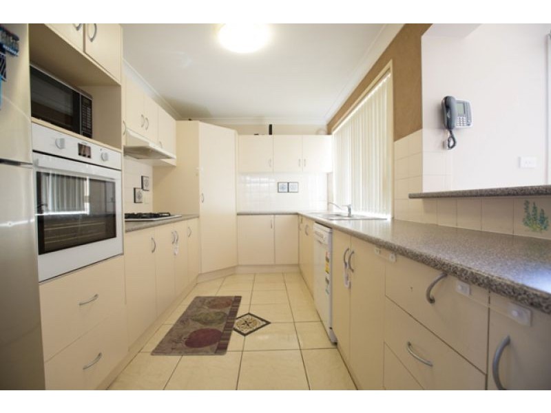 50 Taubman Dr, Horningsea Park NSW 2171