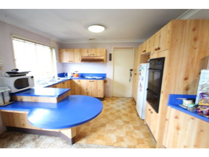 1 Spey Place, St Andrews NSW 2566