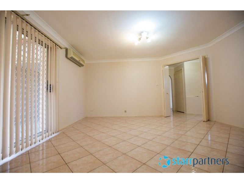 18 Burkhart Pl, Minto NSW 2566