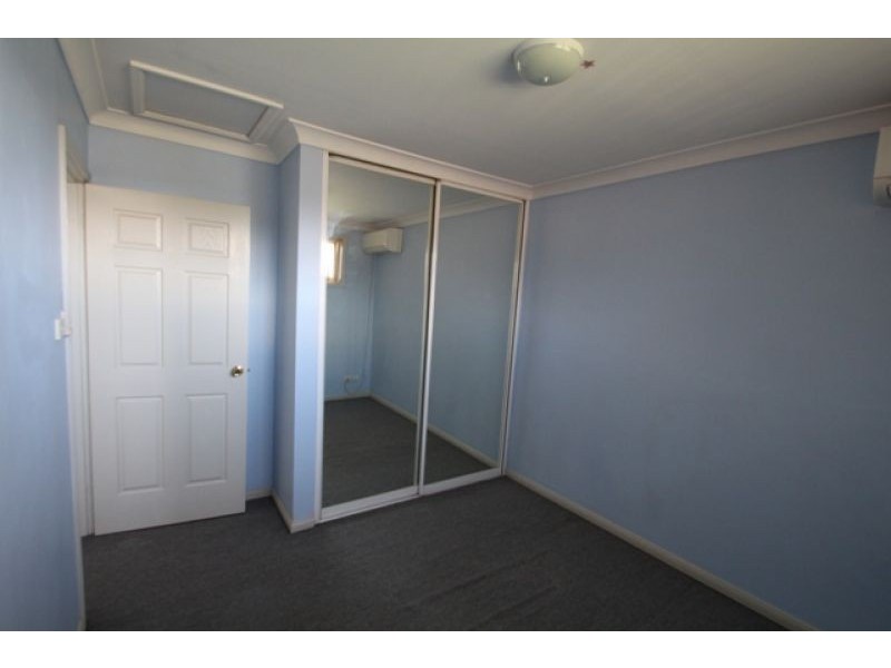 3/32 Hoxton Park Rd, Liverpool NSW 2170