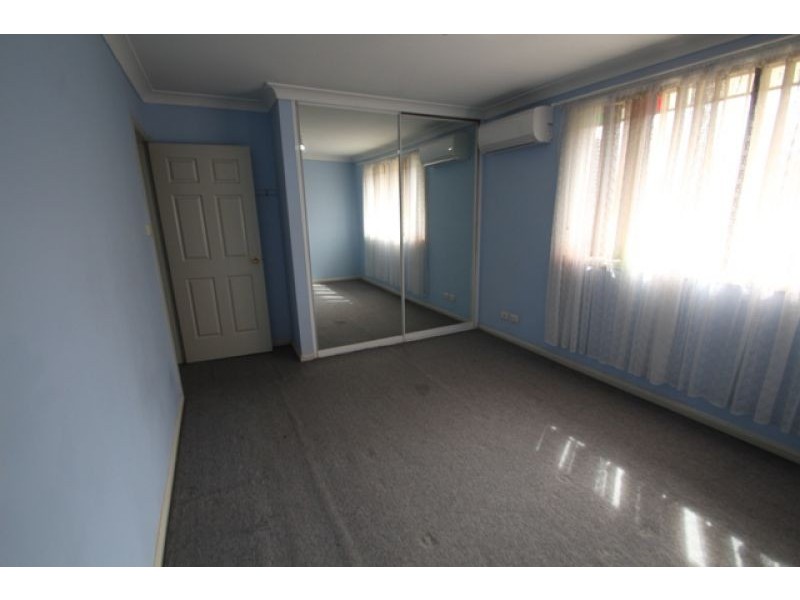 3/32 Hoxton Park Rd, Liverpool NSW 2170