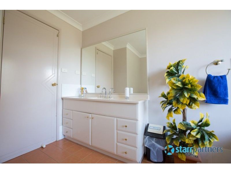 17 Prout St, West Hoxton NSW 2171