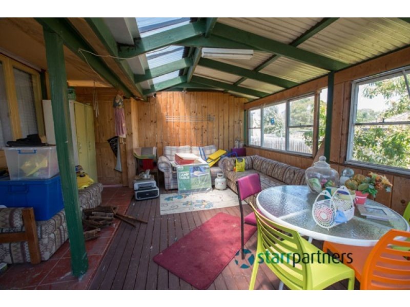 26 Tea Tree Cres, Macquarie Fields NSW 2564