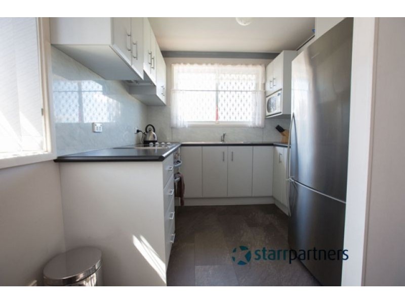 37 Cochrane St, Minto NSW 2566