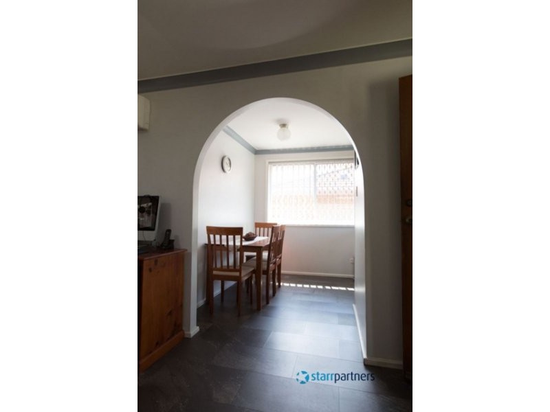 37 Cochrane St, Minto NSW 2566