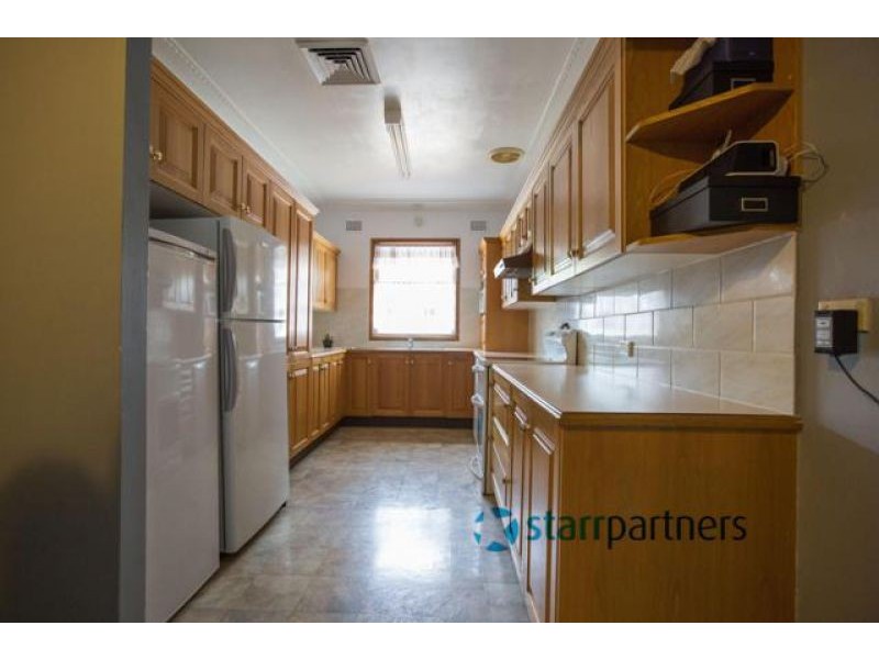 13 Durham St, Minto NSW 2566