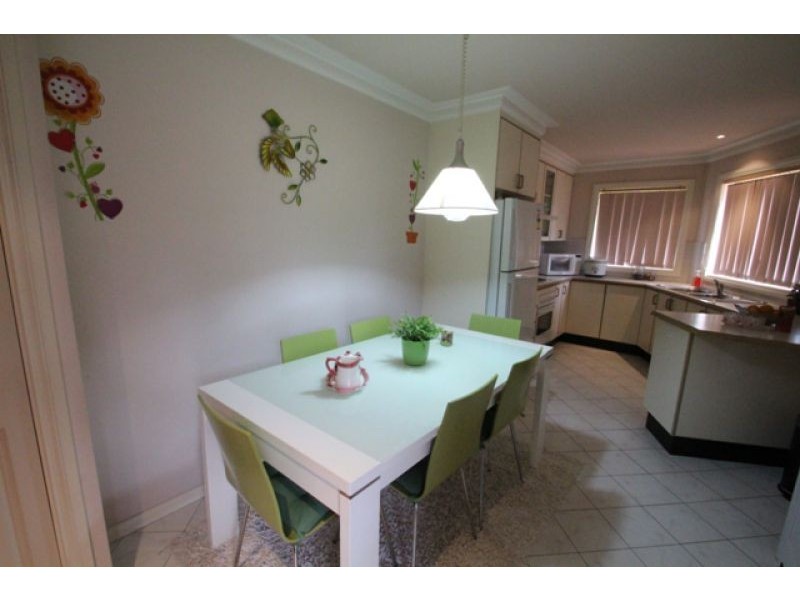 38a Albert St, Ingleburn NSW 2565