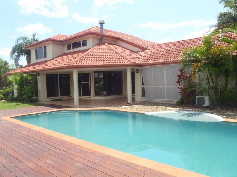 9 Angus Court, Benowa Waters QLD 4217