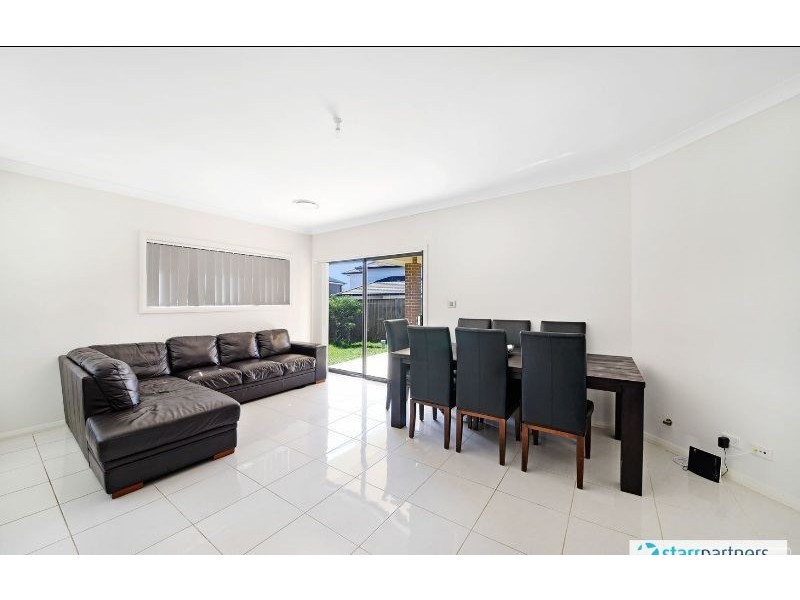 17 Pioneer Drive, Carnes Hill NSW 2171