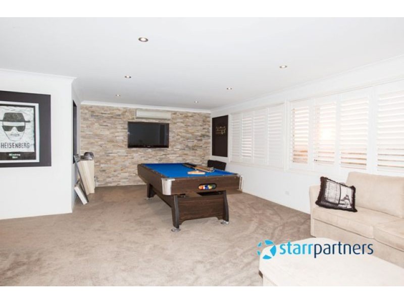 136 Englorie Park Drive, Glen Alpine NSW 2560