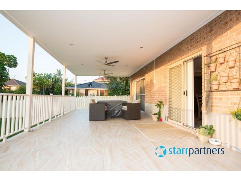 136 Englorie Park Drive, Glen Alpine NSW 2560