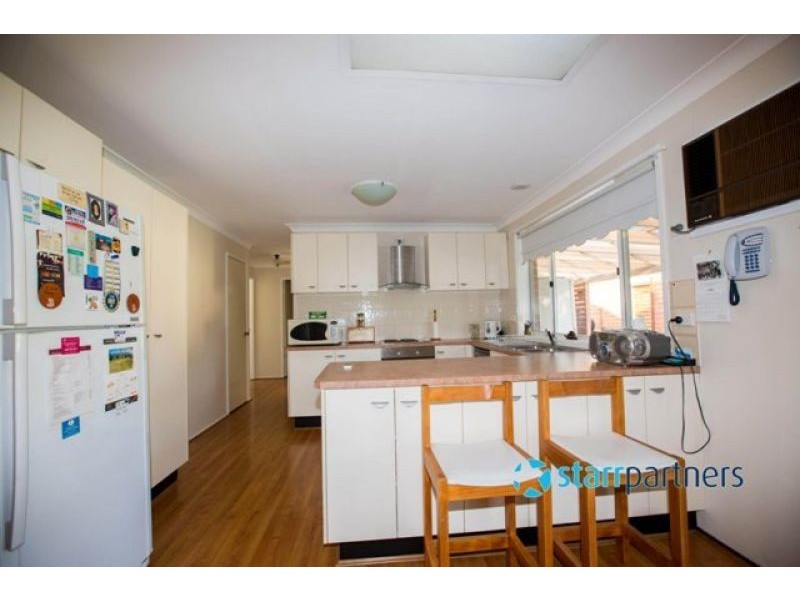 8 Nelson St, Minto NSW 2566