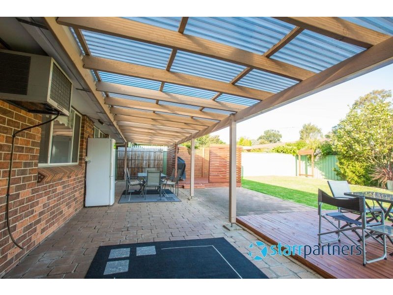 8 Nelson St, Minto NSW 2566