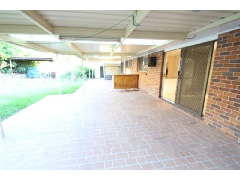 29 Fenton Cresent, Minto NSW 2566
