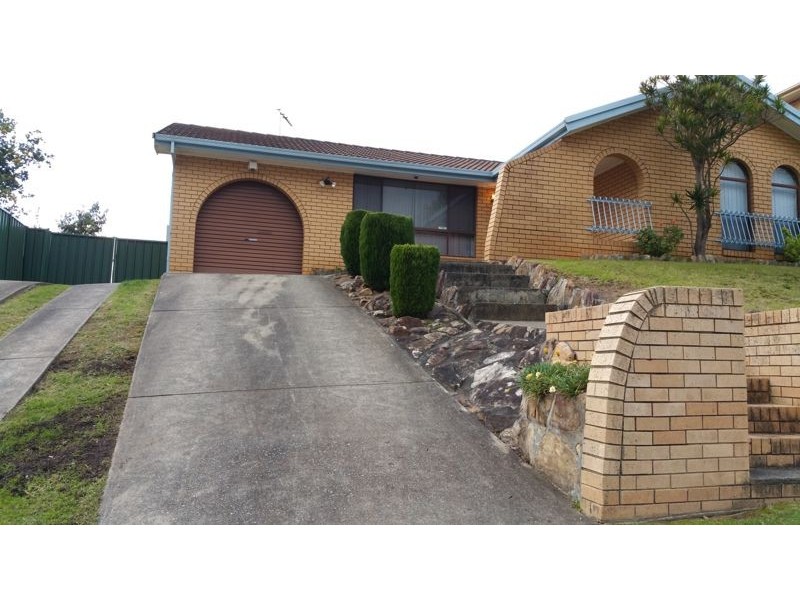 3 Thompson, Minto NSW 2566