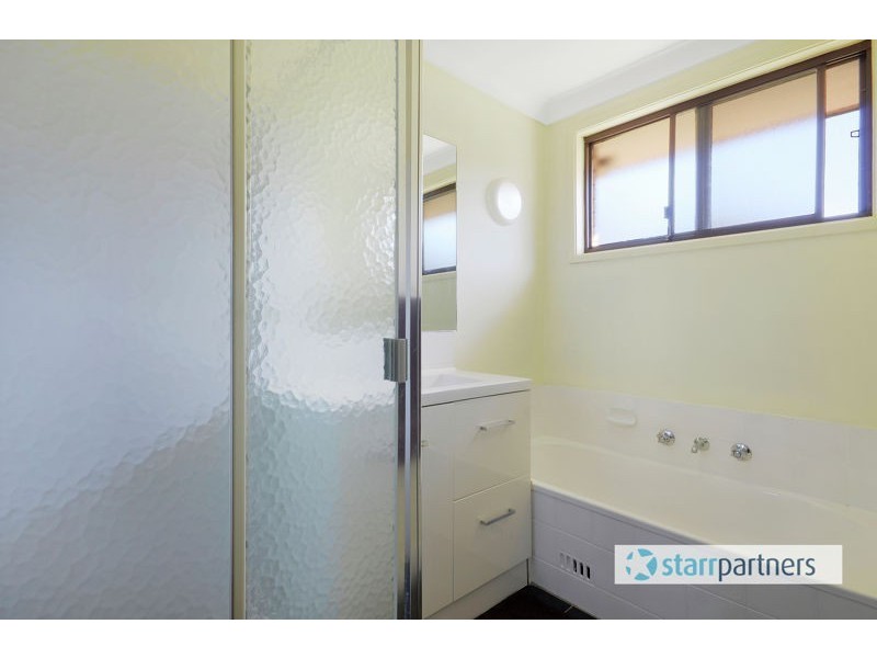 7 Dumfries Street, St Andrews NSW 2566