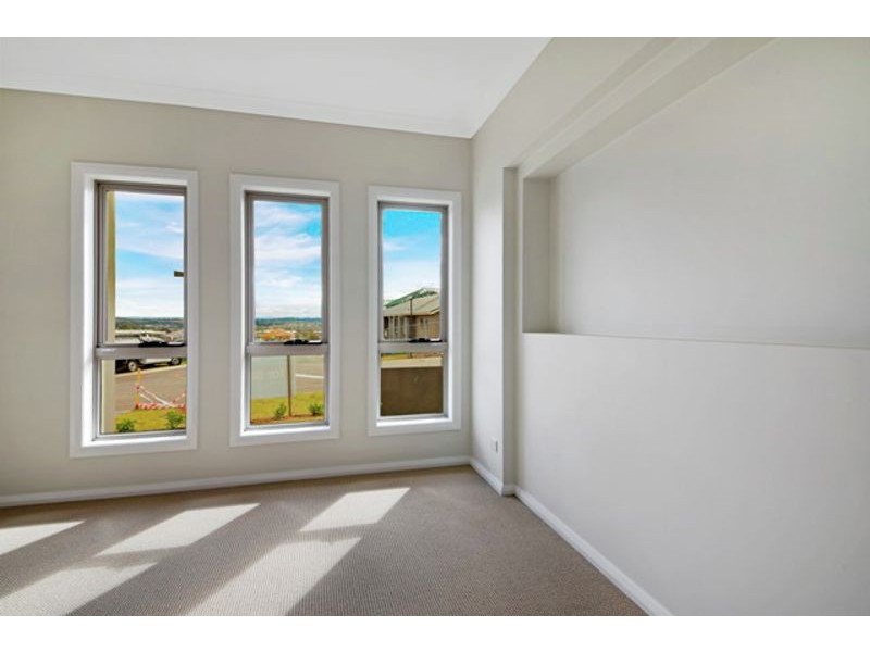 42 Feathertop Avenue (OFF Cathedral Ave Minto ), Minto NSW 2566