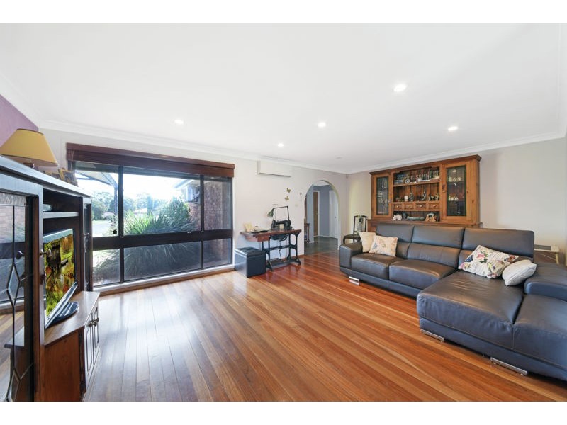 14 Nelson St, Minto NSW 2566