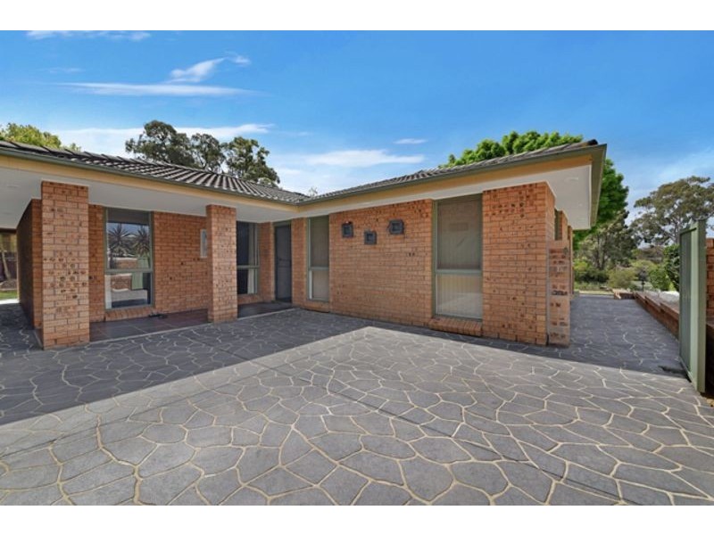 5 Dumfries Street, St Andrews NSW 2566