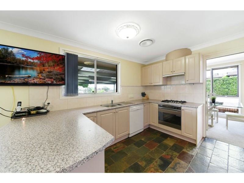 5 Dumfries Street, St Andrews NSW 2566