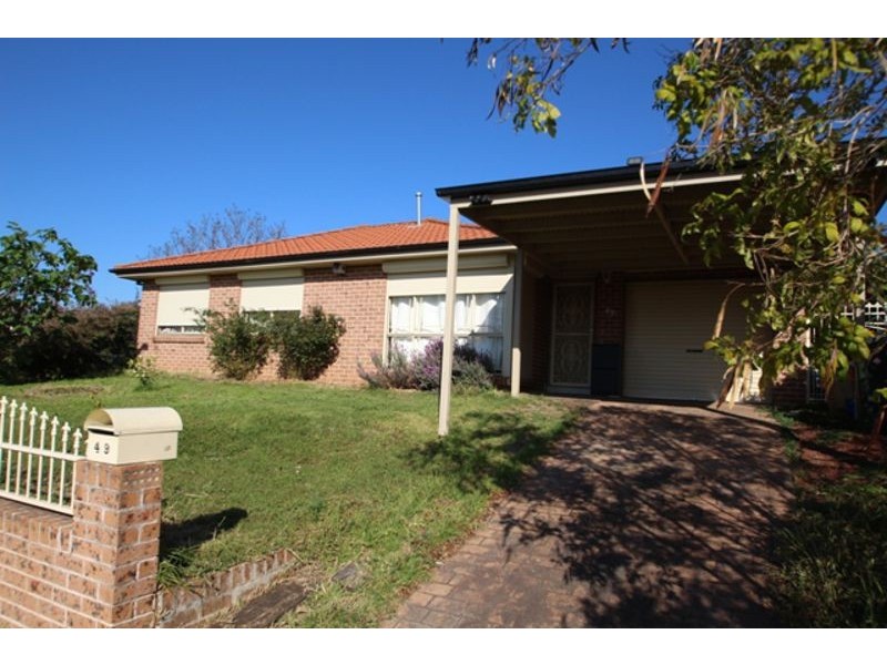 49 Lantana Street, Macquarie Fields NSW 2564