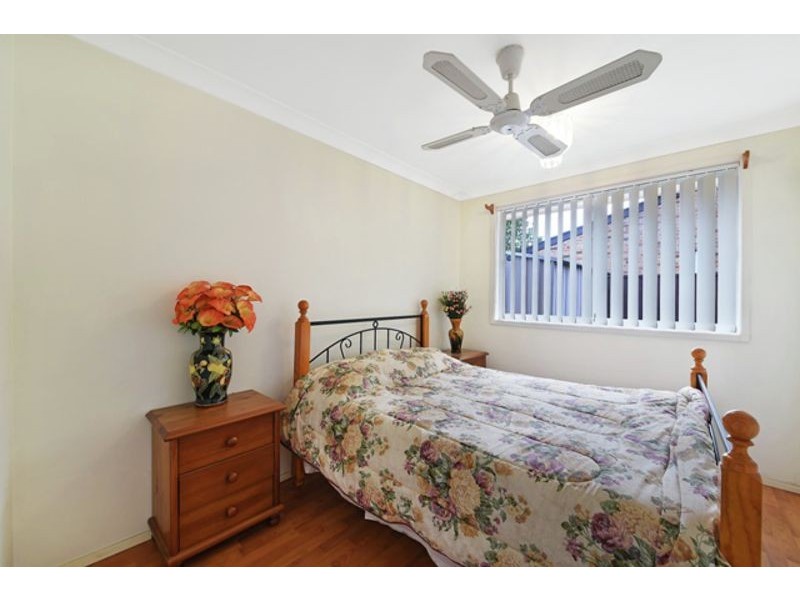 UNIT 5 1A WARWICK ST, Minto NSW 2566