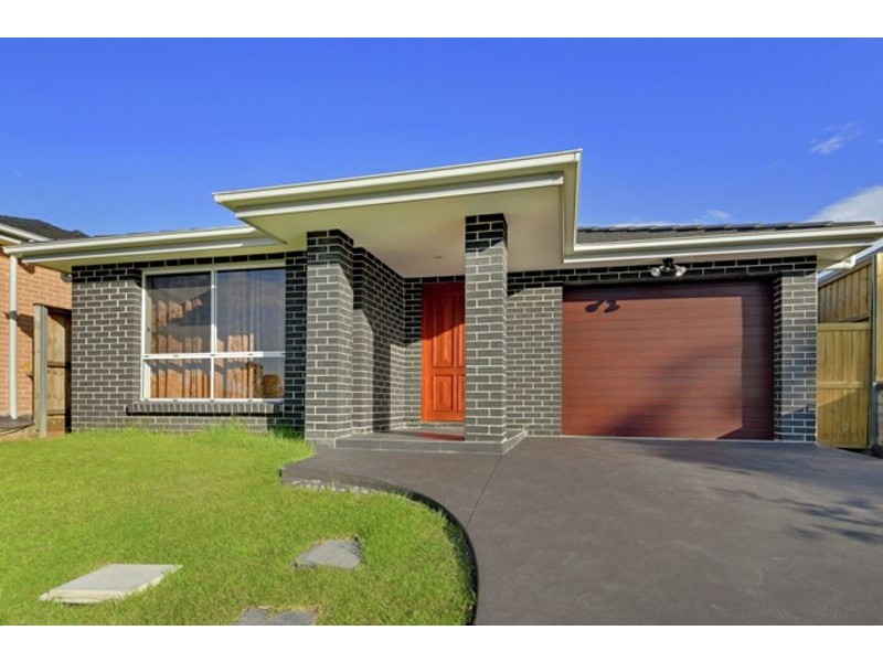 10 Ellery Street, Minto NSW 2566