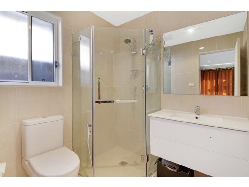 10 Ellery Street, Minto NSW 2566