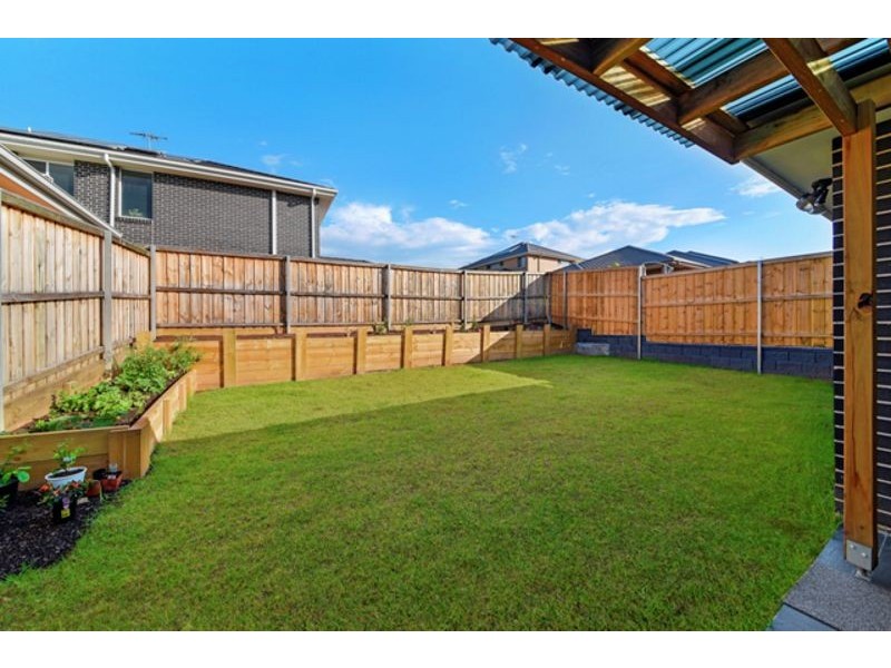 10 Ellery Street, Minto NSW 2566