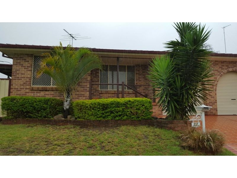 2/2 KINCHEGA  PLACE, Bow Bowing NSW 2566