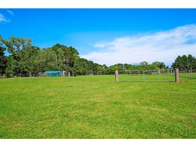 33 Boundary Rd, Buxton NSW 2571