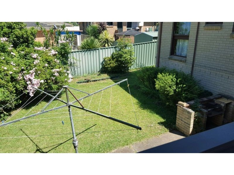 9 Aberdeen Rd, St Andrews NSW 2566