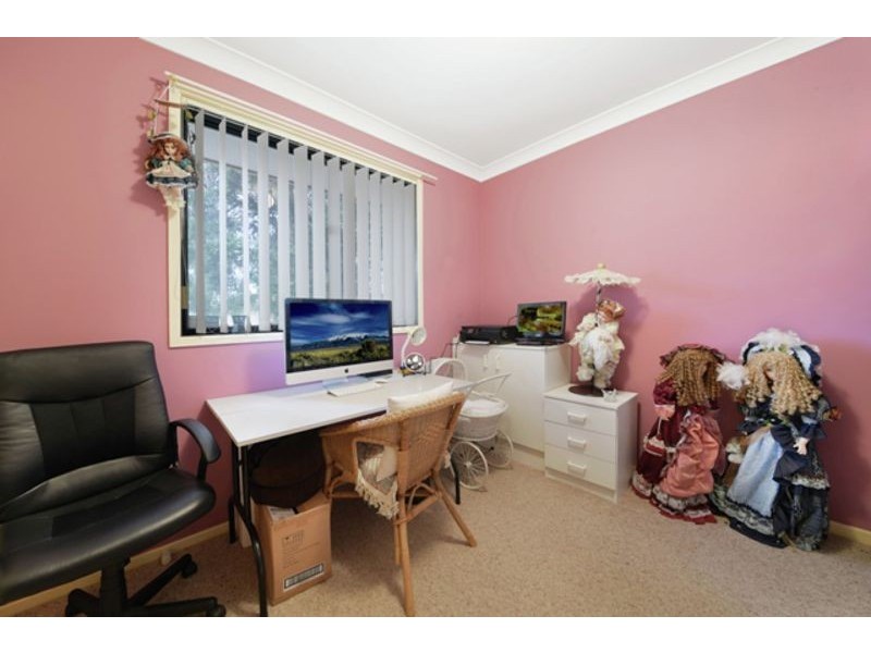 57 Longhurst Rd, Minto NSW 2566