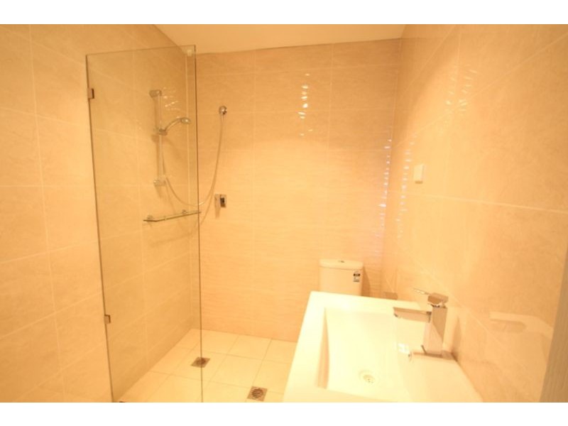 16 Jedda Road, Lurnea NSW 2170