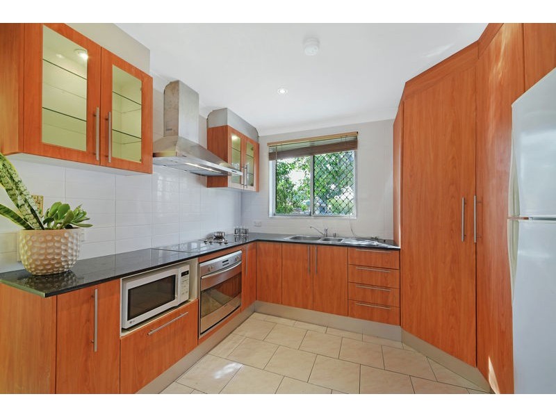 23 Falkands Ave, Bossley Park NSW 2176