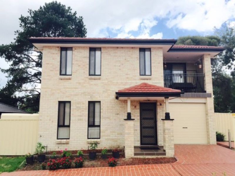 5 39-14 Surrey Street, Minto NSW 2566